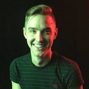 Meet your Posher, Casey